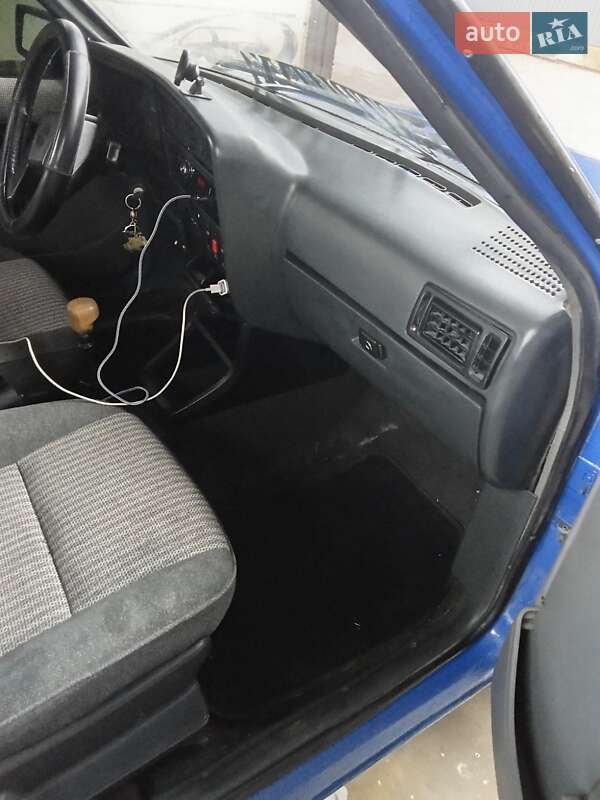 Седан Opel Ascona 1988 в Чернівцях фото 3 Седан Opel Ascona 1988 в Чернівцях