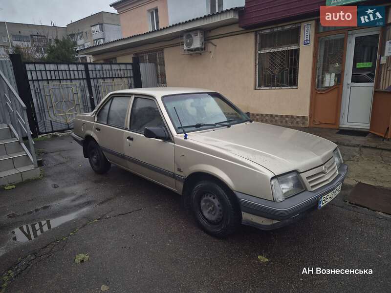 Седан Opel Ascona 1987 в Вознесенске фото 2 Седан Opel Ascona 1987 в Вознесенске
