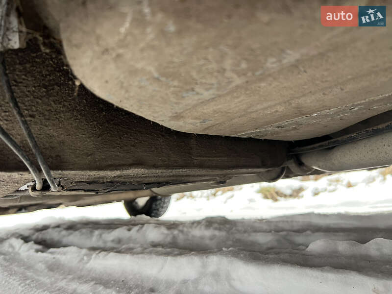 Седан Opel Ascona 1985 в Украинке