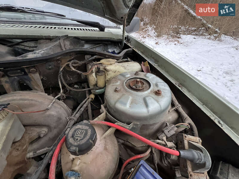 Седан Opel Ascona 1985 в Украинке