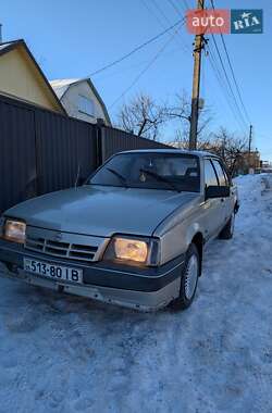 Седан Opel Ascona 1987 в Ярмолинцях