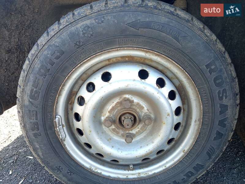 Седан Opel Ascona 1988 в Виннице