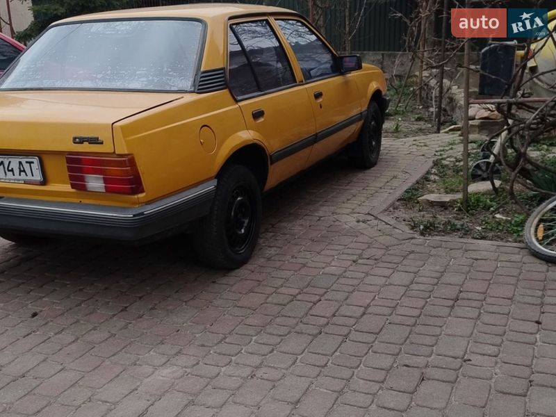 Седан Opel Ascona 1986 в Добротворі