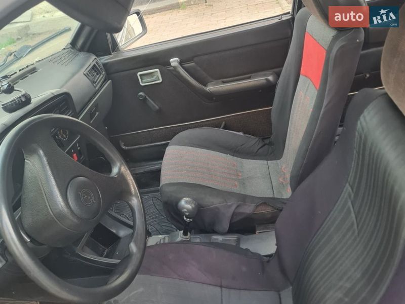 Седан Opel Ascona 1988 в Коломые фото 5 Седан Opel Ascona 1988 в Коломые