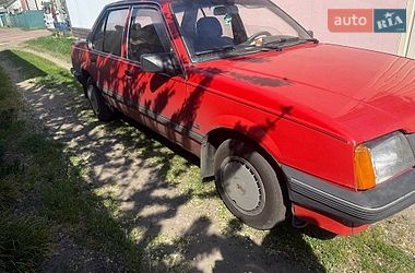 Седан Opel Ascona 1982 в Чернігові