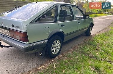 Хэтчбек Opel Ascona 1987 в Житомире
