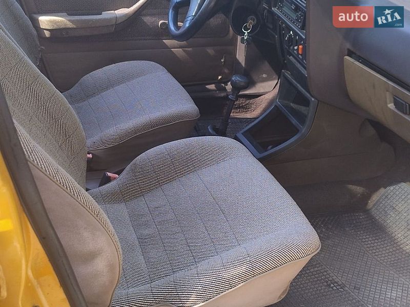 Седан Opel Ascona 1986 в Добротворе
