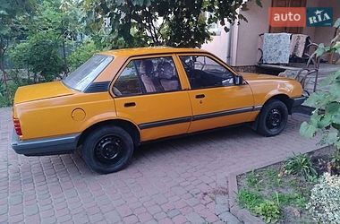 Седан Opel Ascona 1986 в Добротворе
