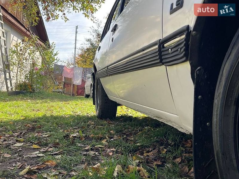 Седан Opel Ascona 1987 в Шостці