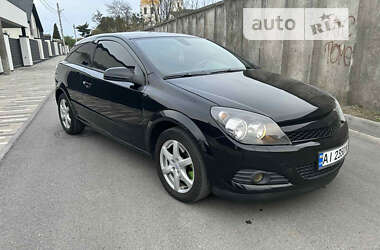 Хэтчбек Opel Astra GTC 2007 в 