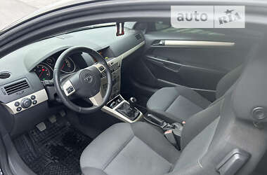 Хэтчбек Opel Astra GTC 2007 в 