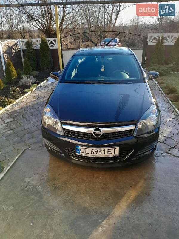 Хетчбек Opel Astra GTC 2009 в Стрию
