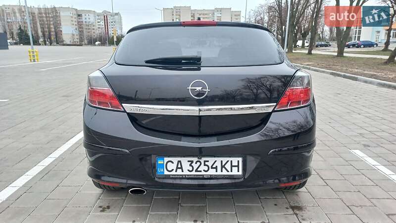 Хэтчбек Opel Astra GTC 2008 в Черкассах