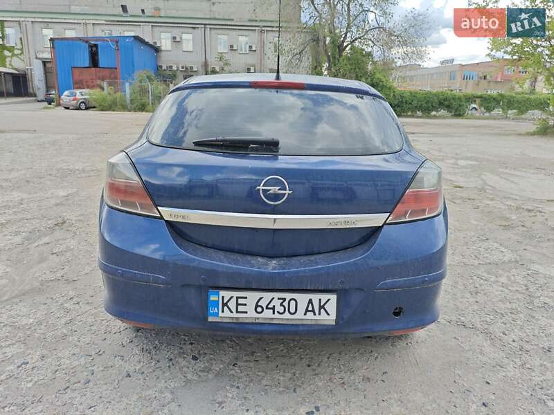 Хетчбек Opel Astra GTC 2008 в Дніпрі