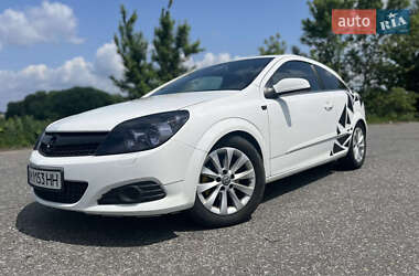 Хэтчбек Opel Astra GTC 2009 в 