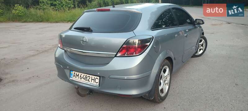 Хэтчбек Opel Astra GTC 2006 в Звягеле