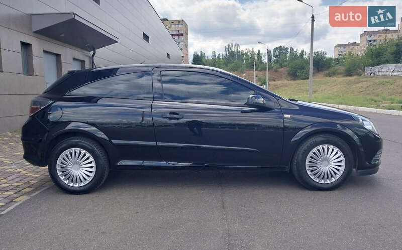 Хетчбек Opel Astra GTC 2008 в Кривому Розі