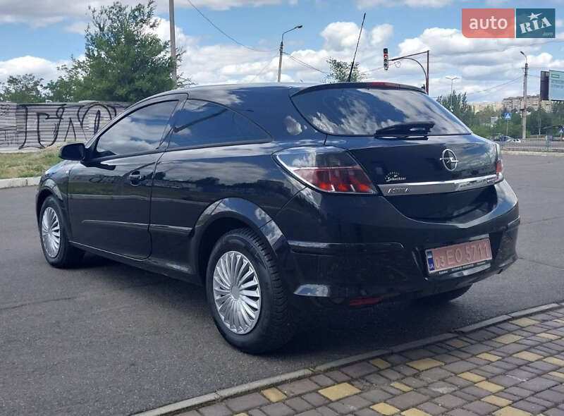 Хетчбек Opel Astra GTC 2008 в Кривому Розі
