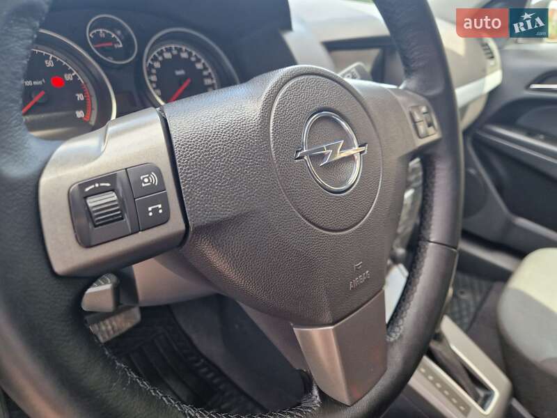 Хетчбек Opel Astra GTC 2006 в Тернополі