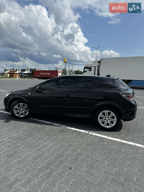 Хэтчбек Opel Astra GTC 2007 в Житомире