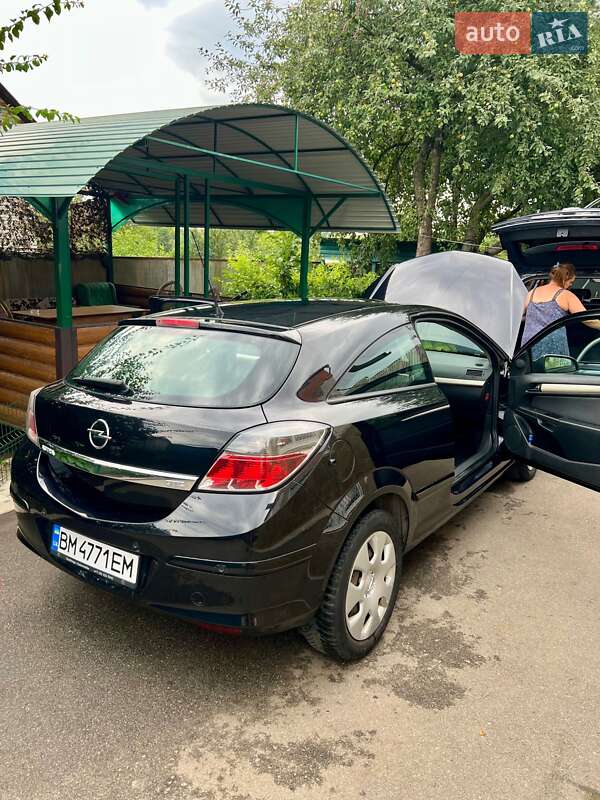 Купе Opel Astra GTC 2007 в Сумах
