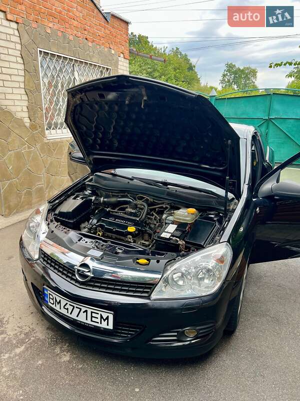 Купе Opel Astra GTC 2007 в Сумах