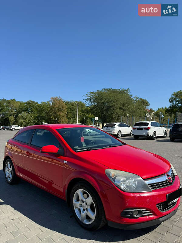 Хэтчбек Opel Astra GTC 2008 в Измаиле