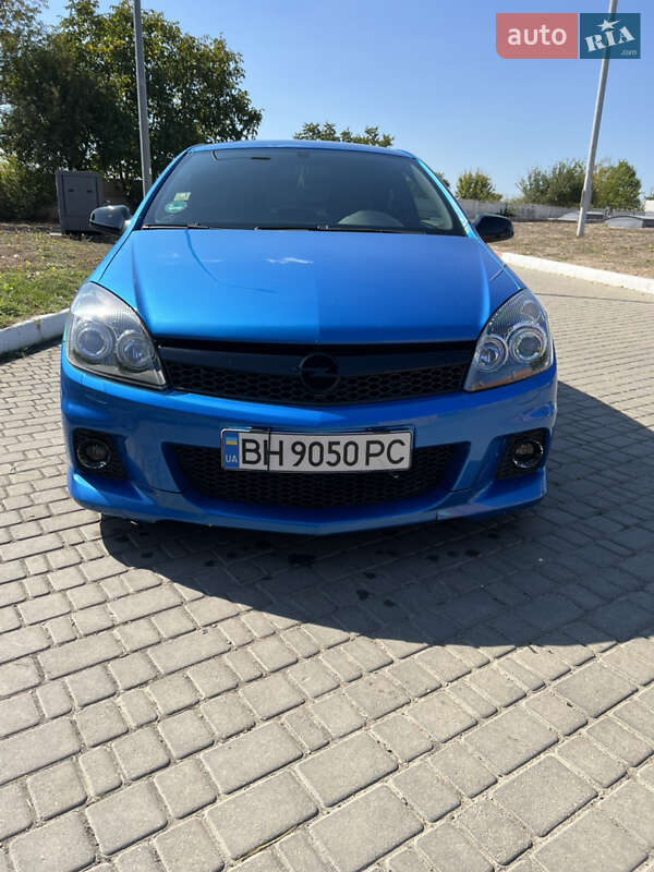 Хэтчбек Opel Astra GTC 2006 в Одессе