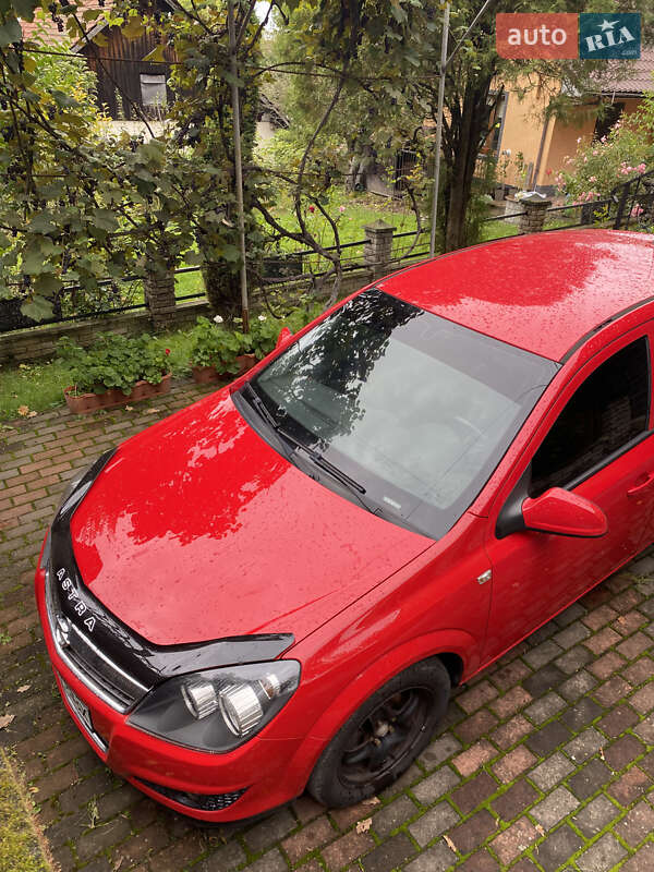 Хетчбек Opel Astra GTC 2013 в Калуші