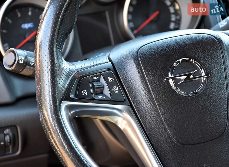 Хетчбек Opel Astra GTC 2017 в Дрогобичі фото 31 Хетчбек Opel Astra GTC 2017 в Дрогобичі