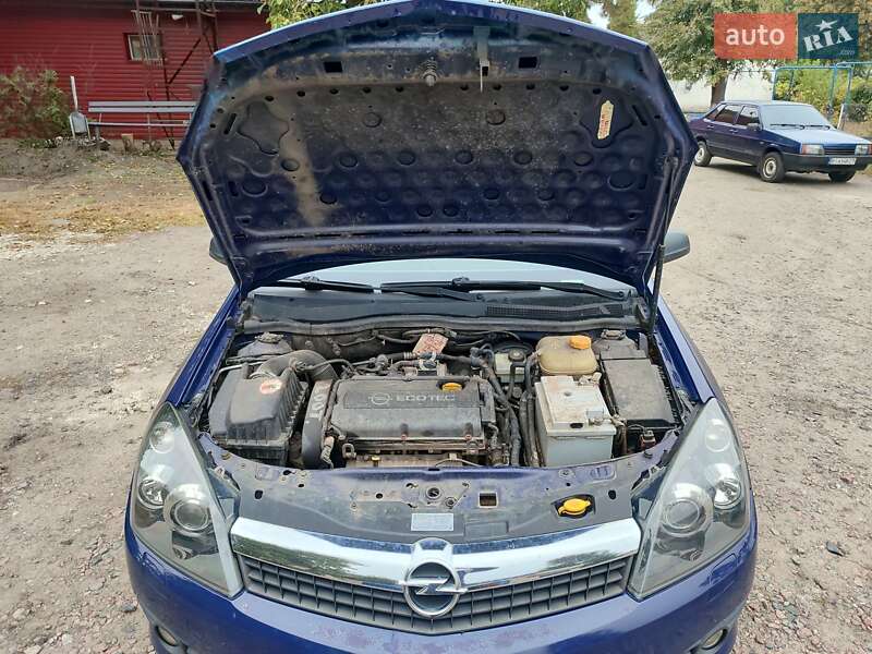 Хэтчбек Opel Astra GTC 2008 в Гребенке фото 9 Хэтчбек Opel Astra GTC 2008 в Гребенке
