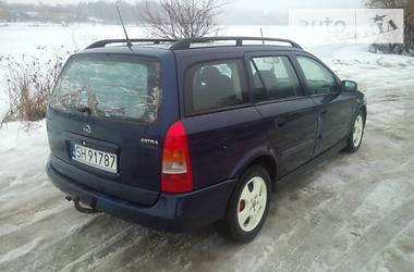 Универсал Opel Astra J 2000 в Городке