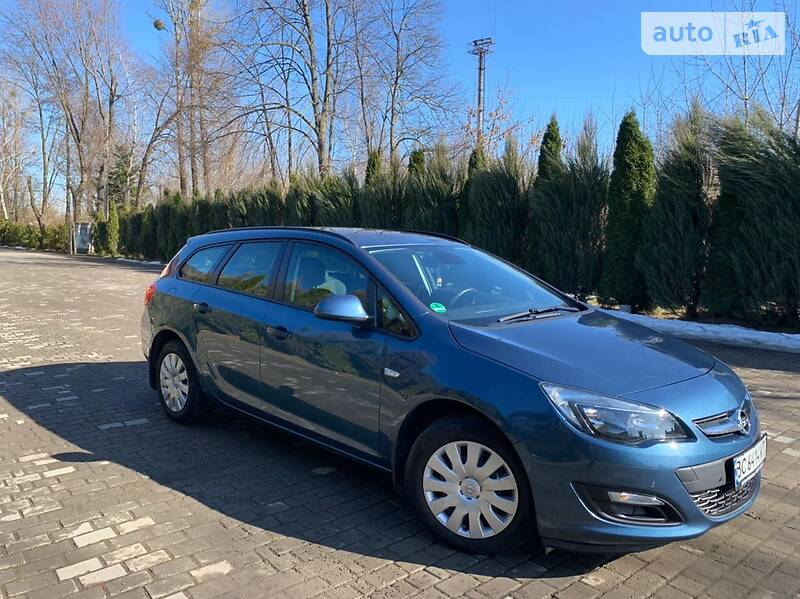 Opel Astra J Sports Tourer