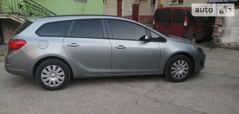 Opel Astra J