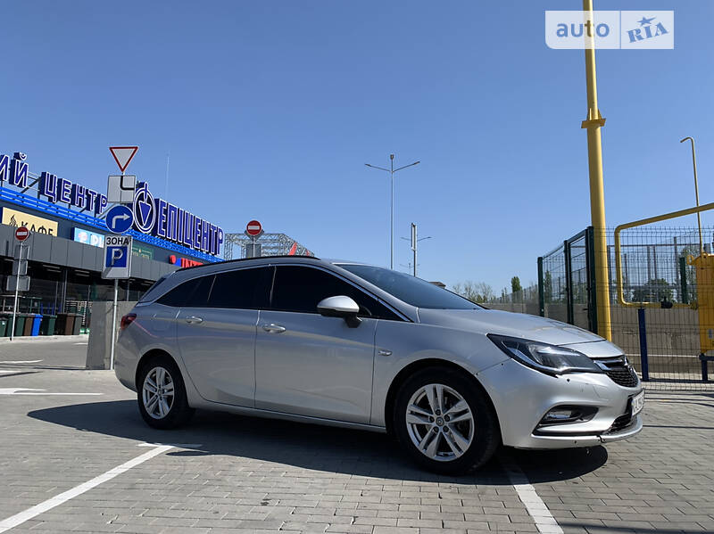 Opel Astra K