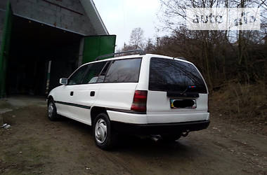 Универсал Opel Astra 1994 в Чорткове