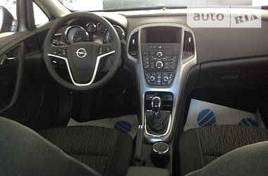 Хэтчбек Opel Astra 2015 в Киеве