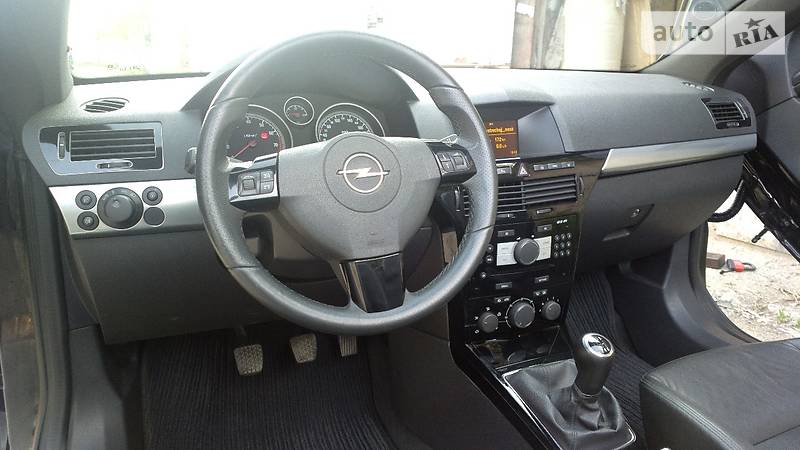Кабриолет Opel Astra 2007 в Одессе