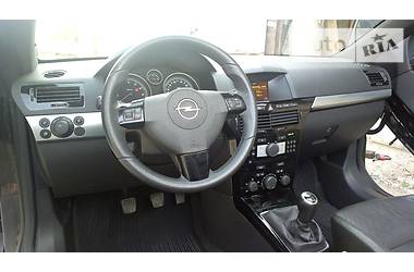 Кабриолет Opel Astra 2007 в 
