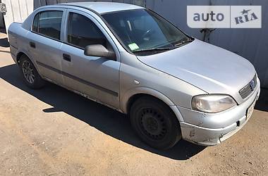 Седан Opel Astra 2004 в Киеве