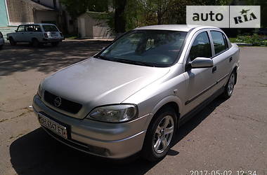 Седан Opel Astra 2000 в Подольске