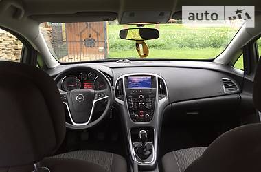 Универсал Opel Astra 2013 в Коломые