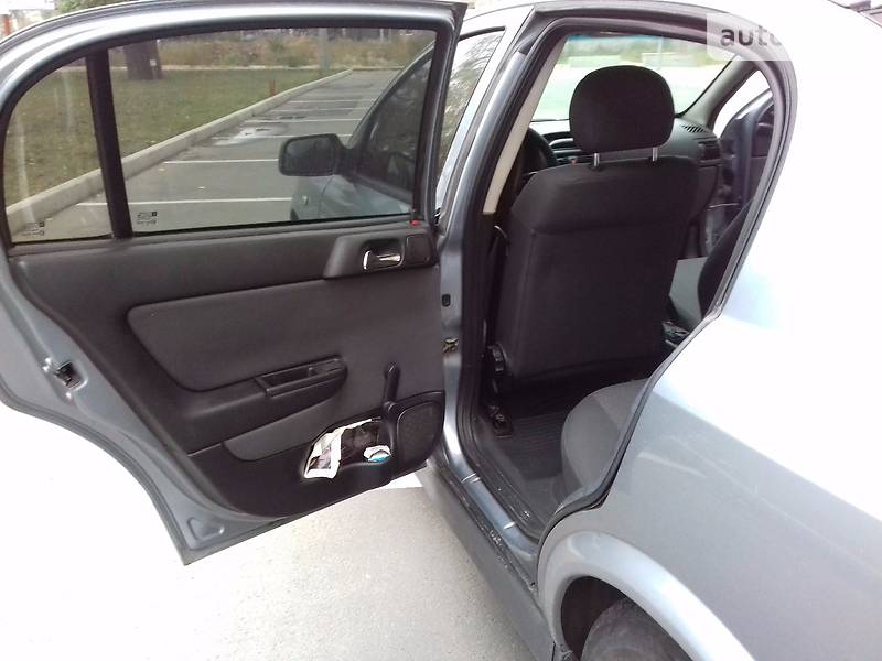 Седан Opel Astra 2006 в Києві