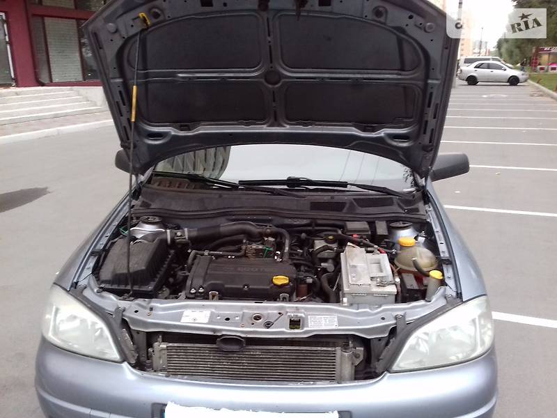 Седан Opel Astra 2006 в Києві