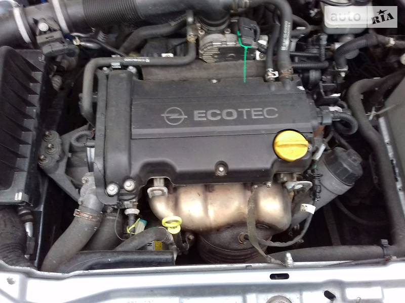 Седан Opel Astra 2006 в Києві