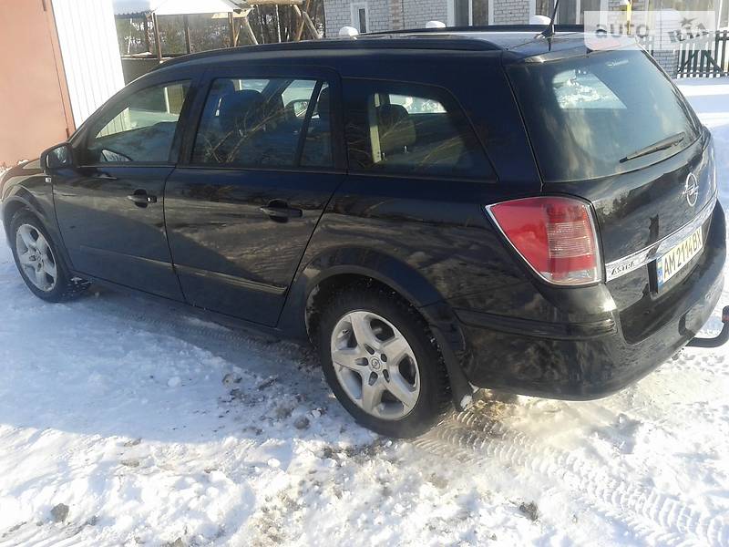 Универсал Opel Astra 2008 в Житомире