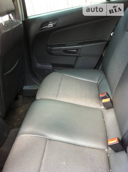 Універсал Opel Astra 2007 в Олевську
