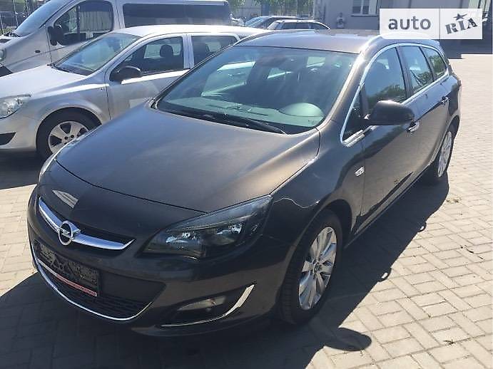 Универсал Opel Astra 2013 в Луцке