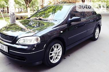 Седан Opel Astra 2007 в Кривом Роге