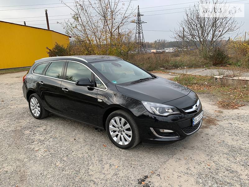 Універсал Opel Astra 2013 в Хмельницькому